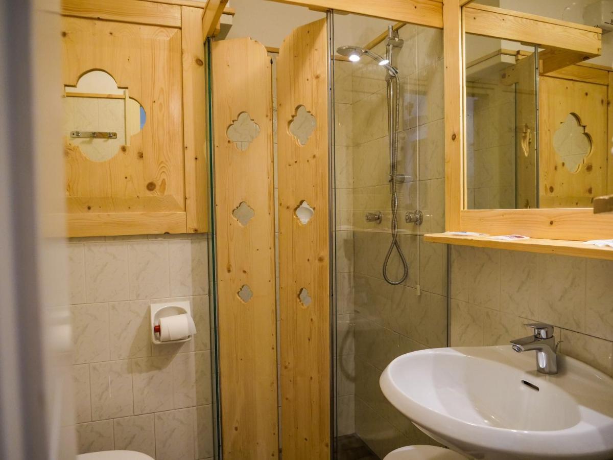 Hotel Al Sasso Di Stria Andraz Exterior photo