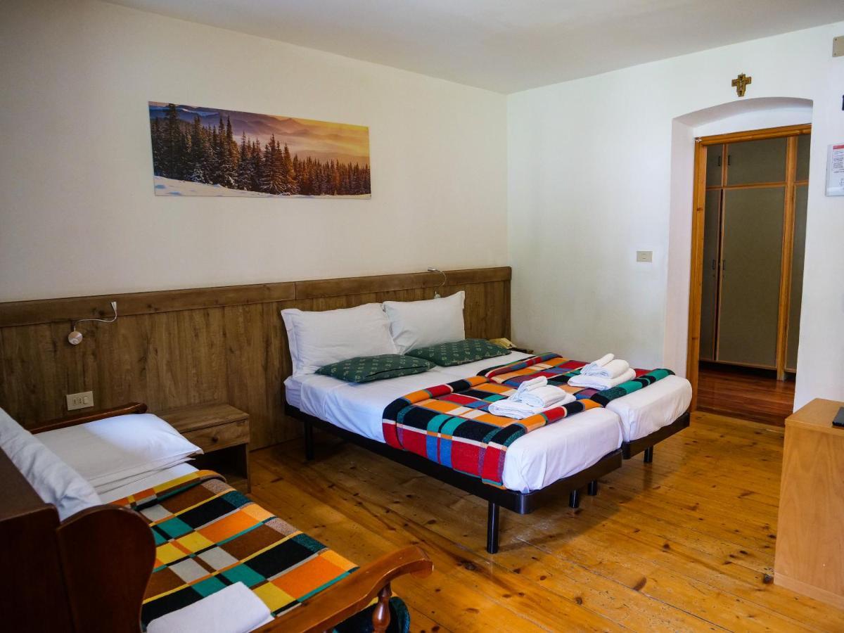 Hotel Al Sasso Di Stria Andraz Exterior photo