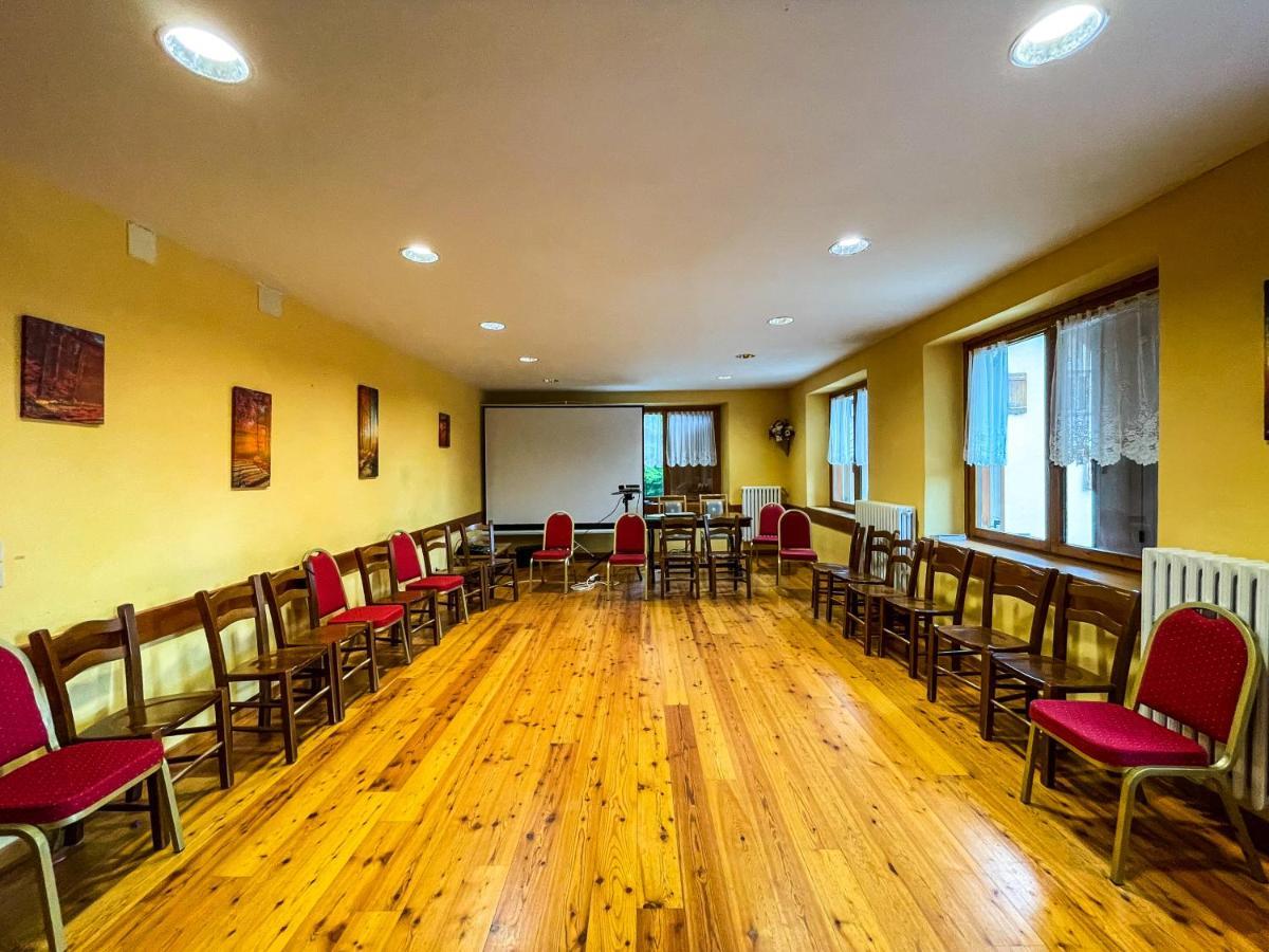 Hotel Al Sasso Di Stria Andraz Exterior photo